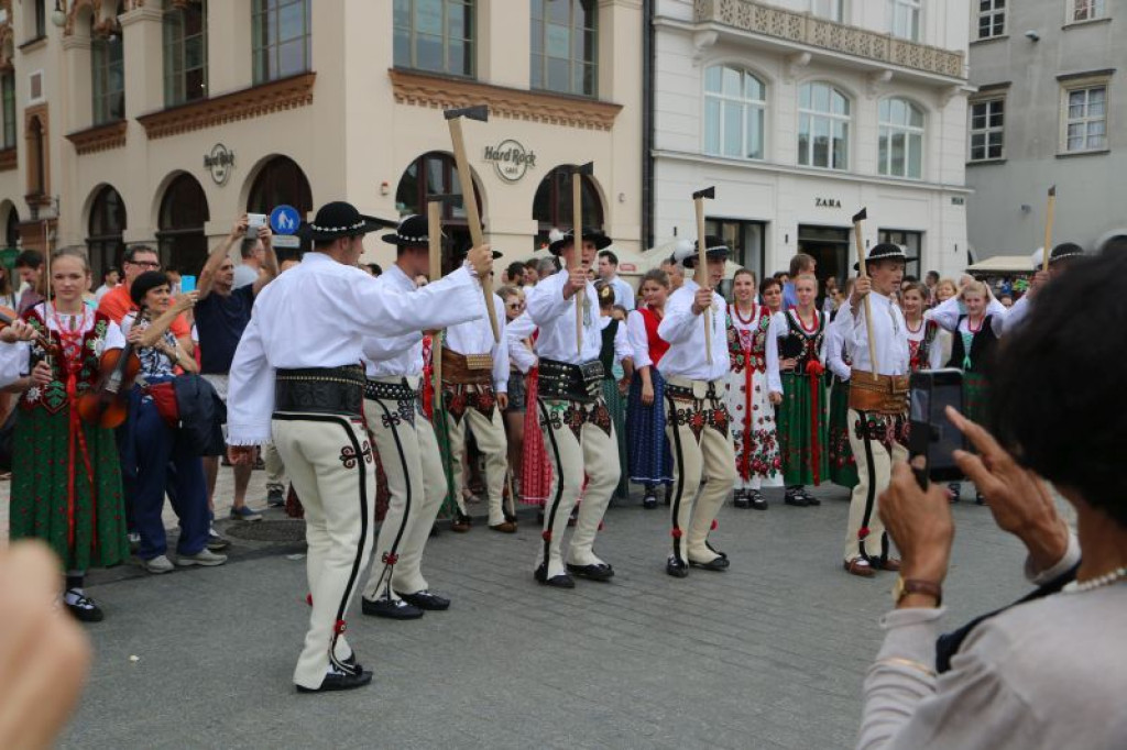 Powiat nowotarski na krakowskim rynku