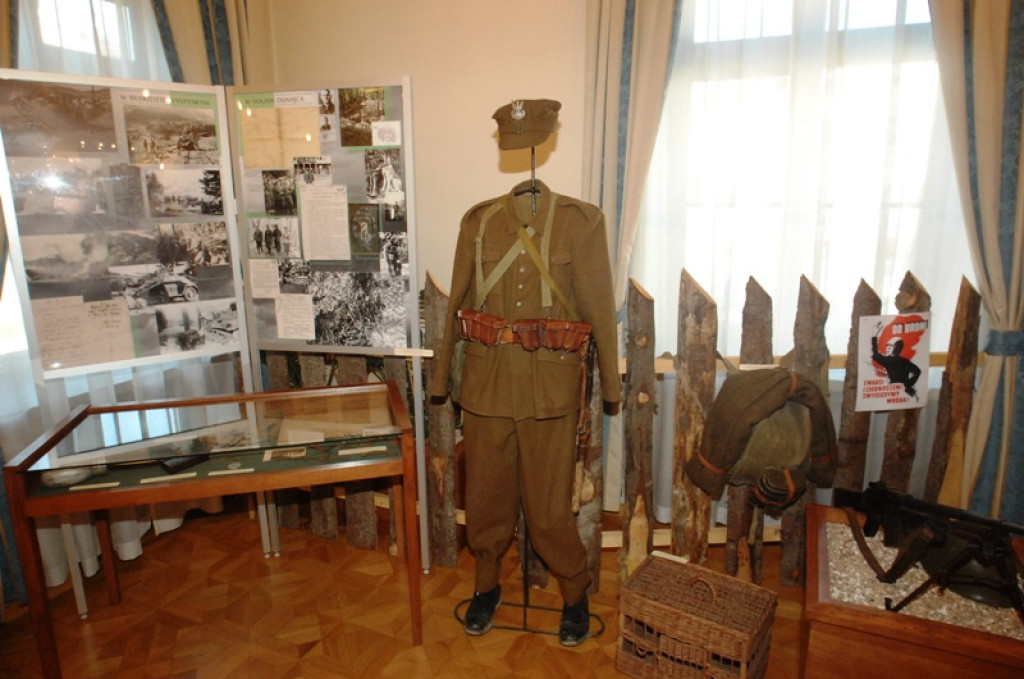 Historyczna wystawa w nowotarskim ratuszu