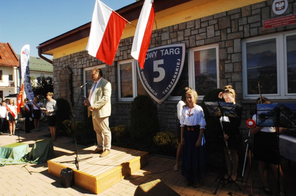Miejskie otwarcie roku szkolnego i nowego boiska przy SP nr 5
