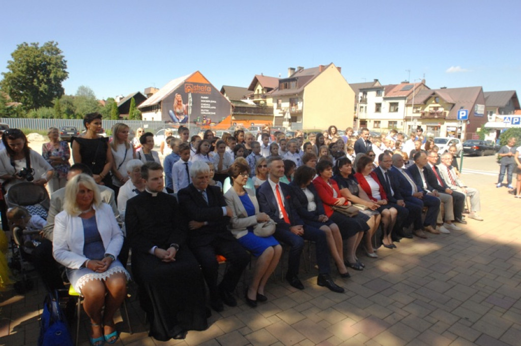 Miejskie otwarcie roku szkolnego i nowego boiska przy SP nr 5