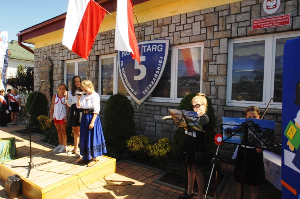 Miejskie otwarcie roku szkolnego i nowego boiska przy SP nr 5