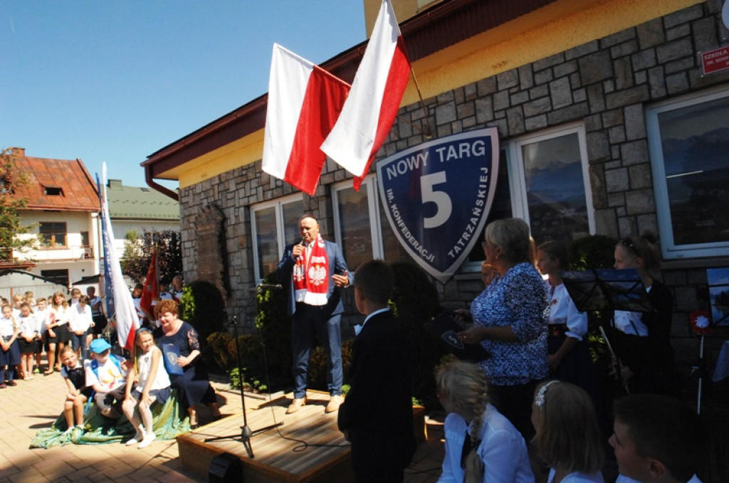 Miejskie otwarcie roku szkolnego i nowego boiska przy SP nr 5