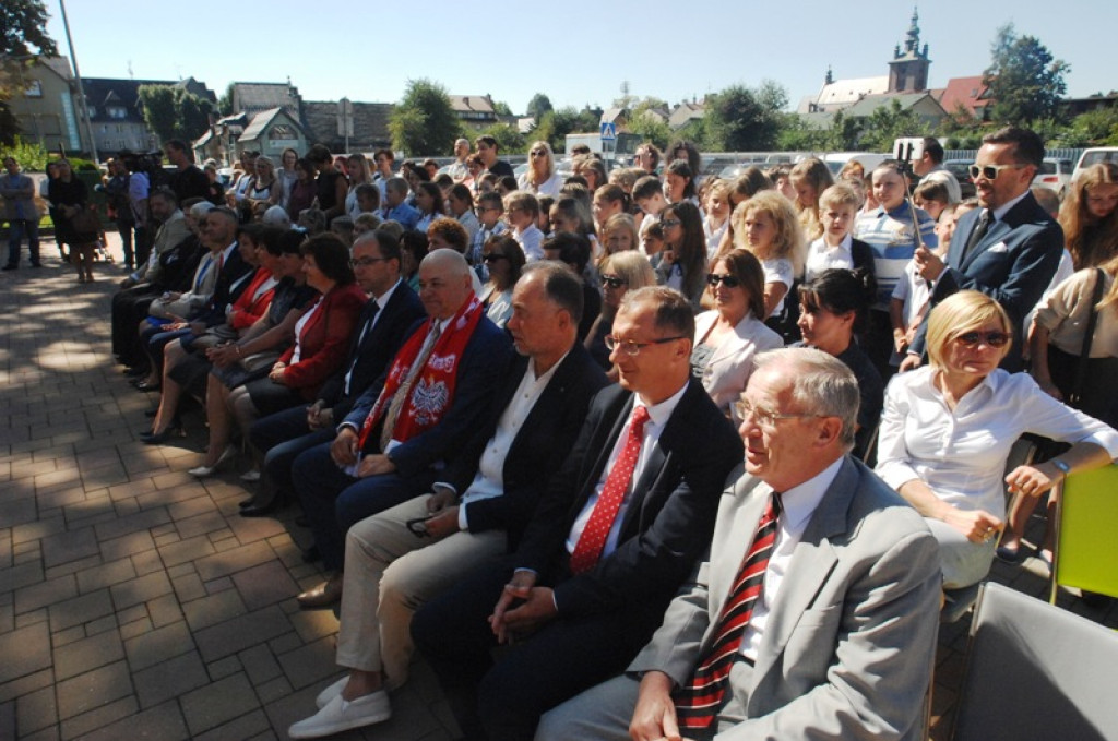 Miejskie otwarcie roku szkolnego i nowego boiska przy SP nr 5