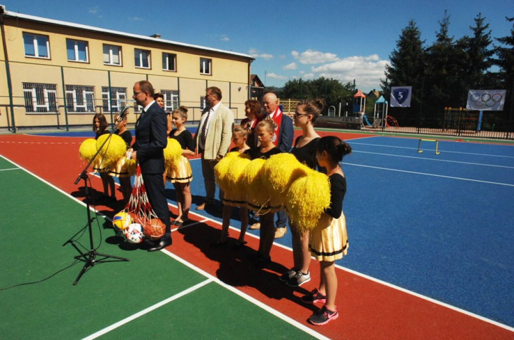 Miejskie otwarcie roku szkolnego i nowego boiska przy SP nr 5