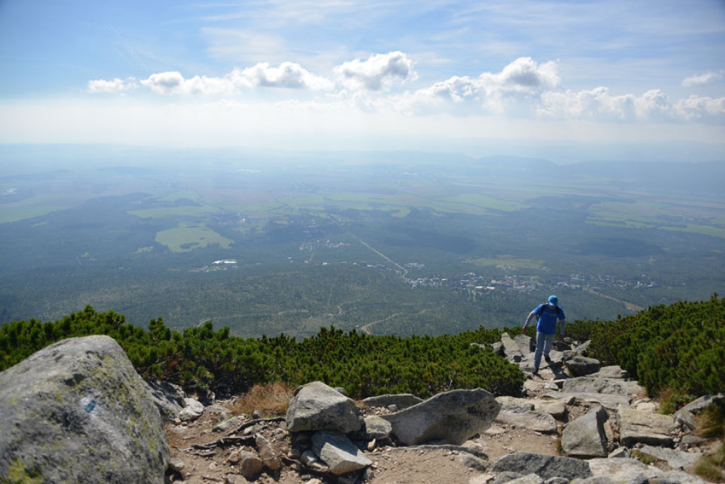 Sławkowski Szczyt (2452 m n.p.m.)