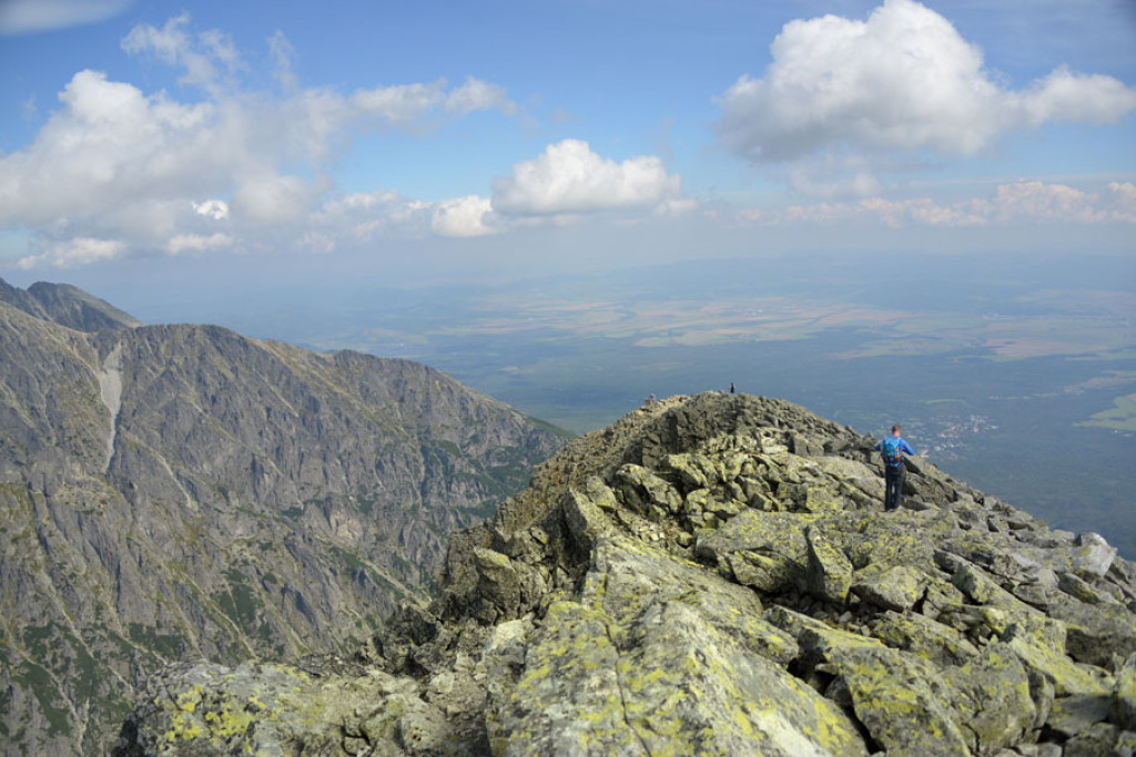 Sławkowski Szczyt (2452 m n.p.m.)