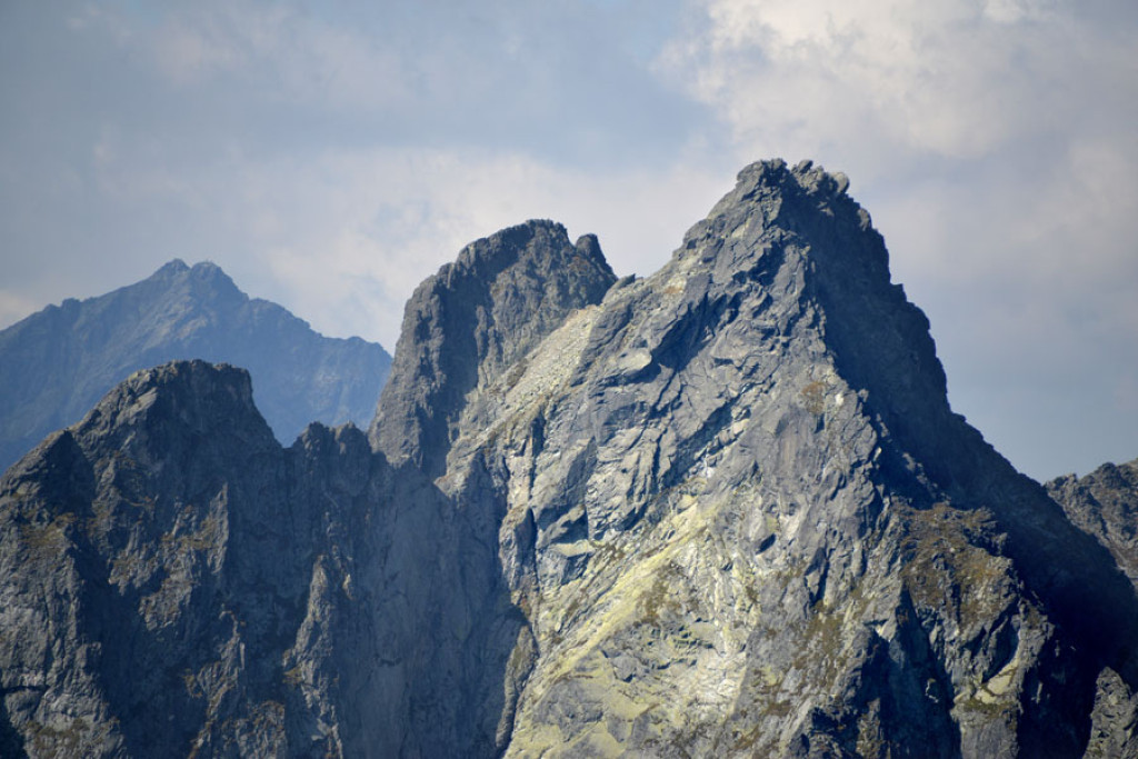 Sławkowski Szczyt (2452 m n.p.m.)