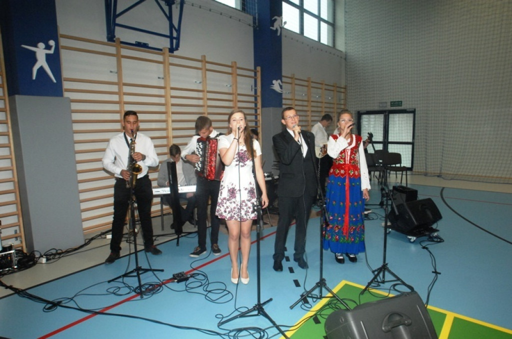 Otwarcie hali sportowej w ZSTiP