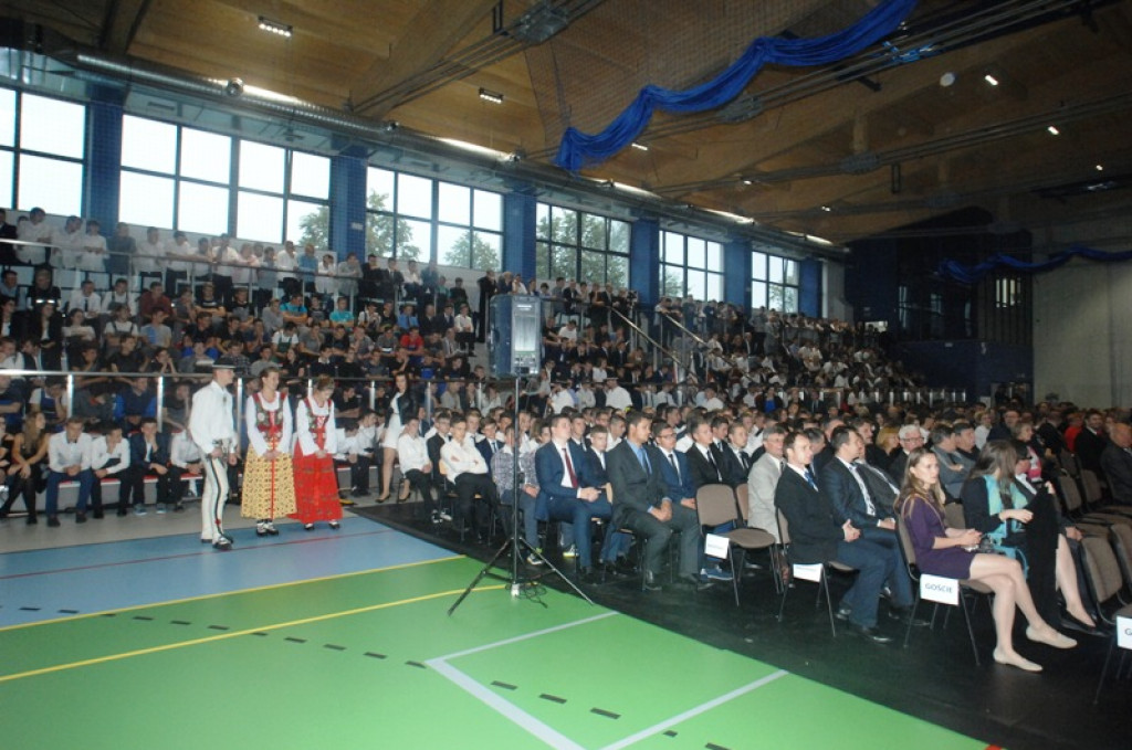 Otwarcie hali sportowej w ZSTiP