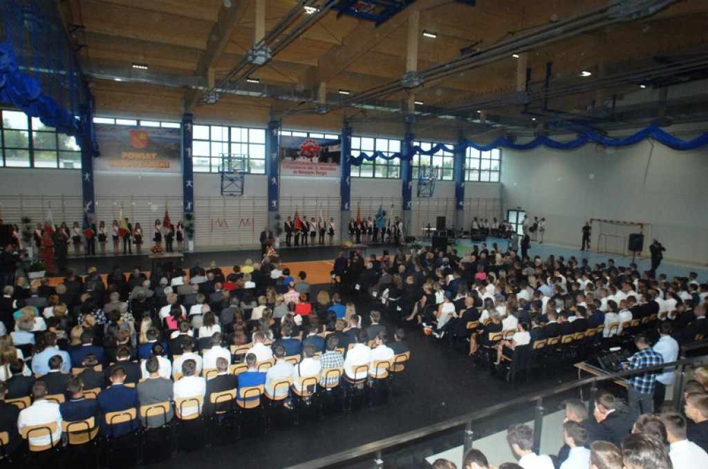 Otwarcie hali sportowej w ZSTiP