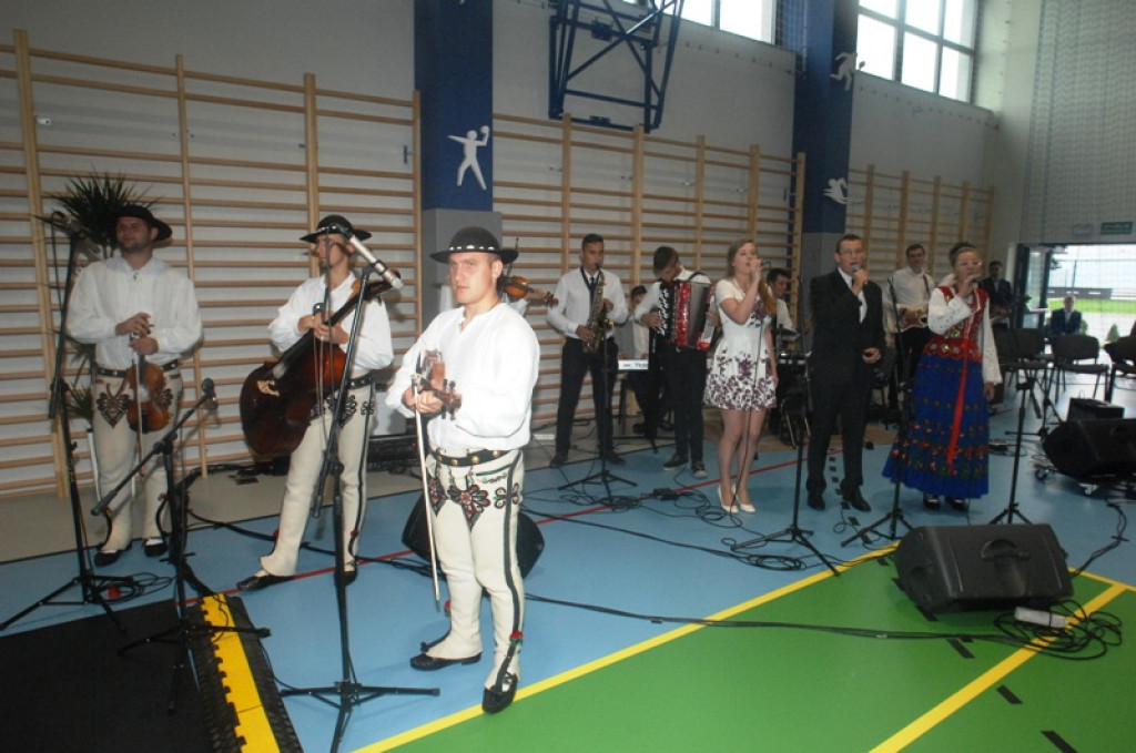 Otwarcie hali sportowej w ZSTiP