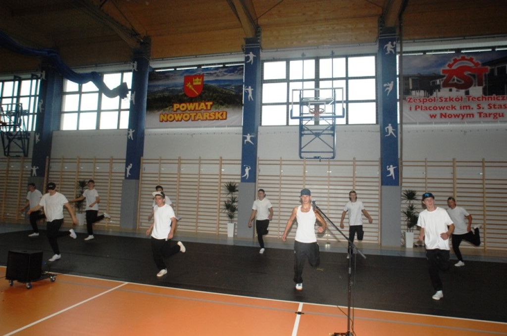 Otwarcie hali sportowej w ZSTiP