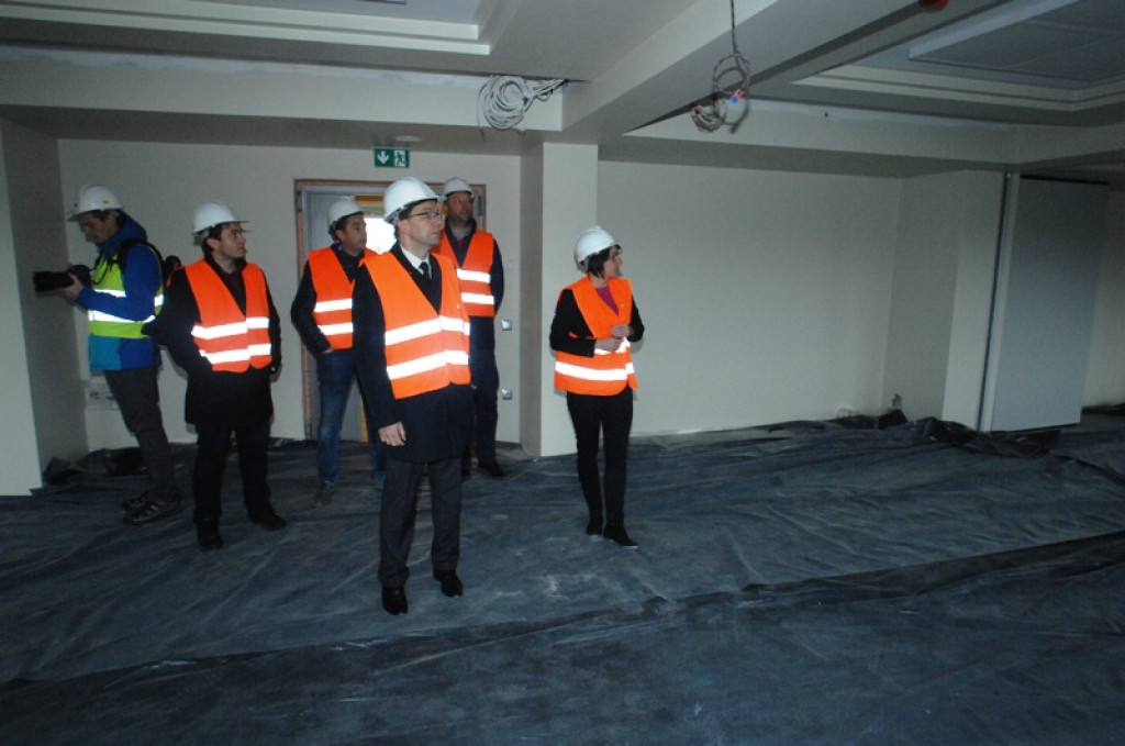 Z wycieczką do nowego hotelu