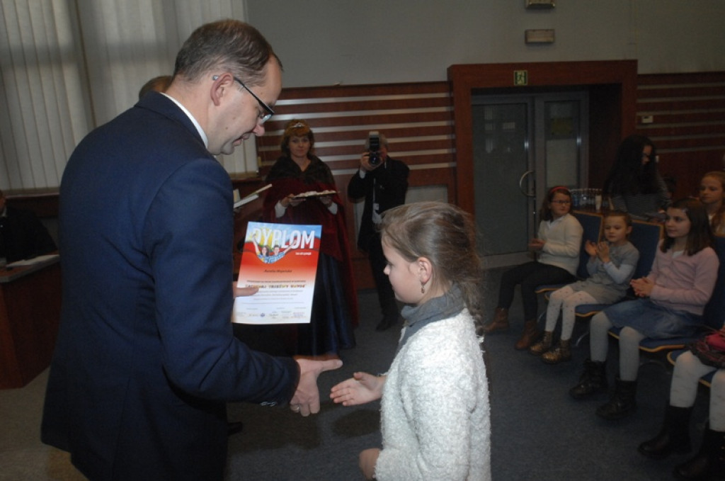 Najmłodsi nowotarżanie wyróżnieni za udział w kampanii „Zachowaj trzeźwy umysł”