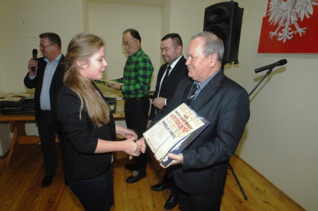 Powiatowy konkurs plastyczny „Niepodległość” rozstrzygnięty