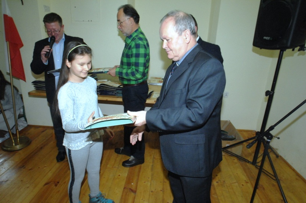 Powiatowy konkurs plastyczny „Niepodległość” rozstrzygnięty