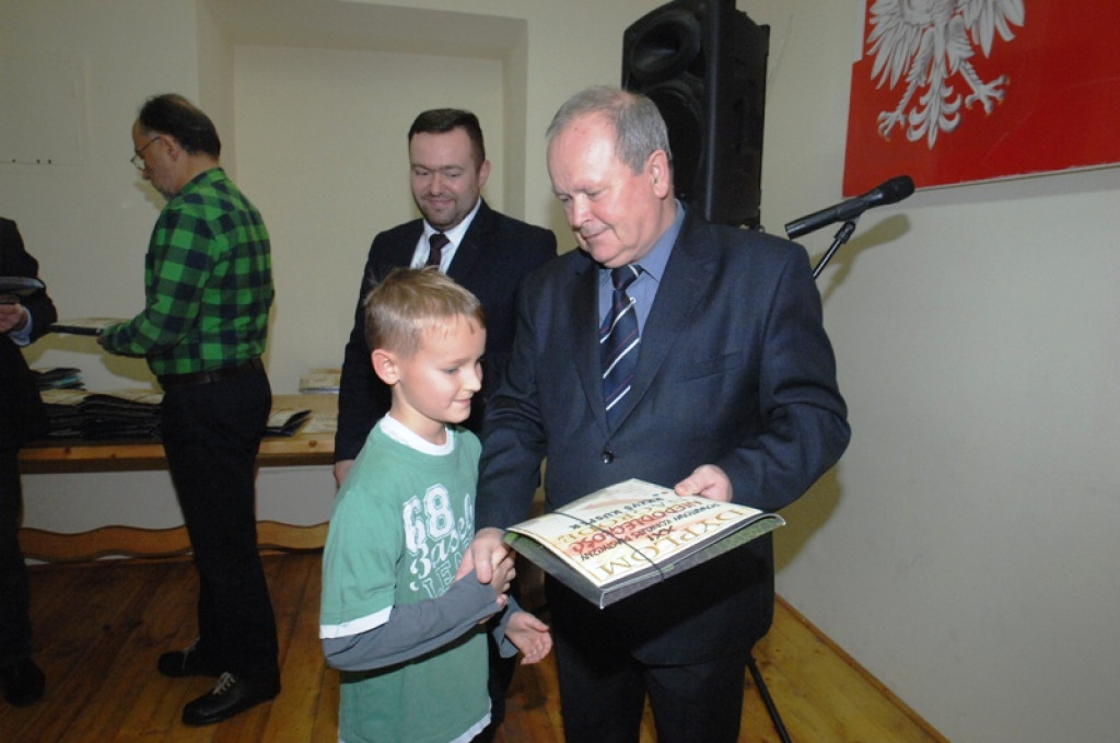 Powiatowy konkurs plastyczny „Niepodległość” rozstrzygnięty