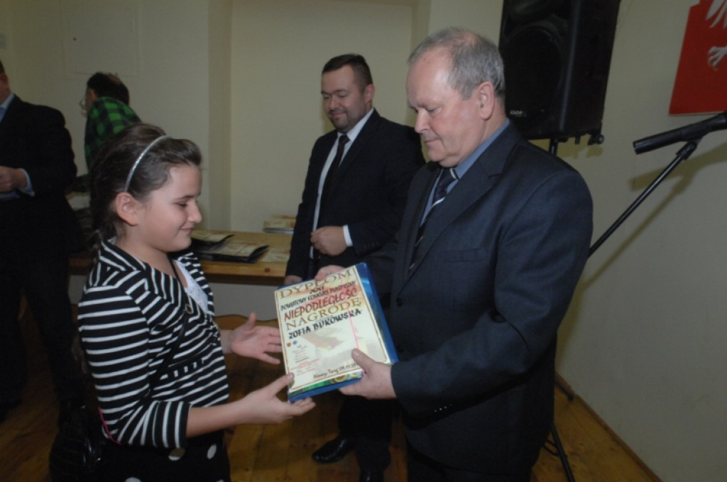 Powiatowy konkurs plastyczny „Niepodległość” rozstrzygnięty