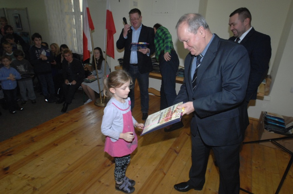 Powiatowy konkurs plastyczny „Niepodległość” rozstrzygnięty
