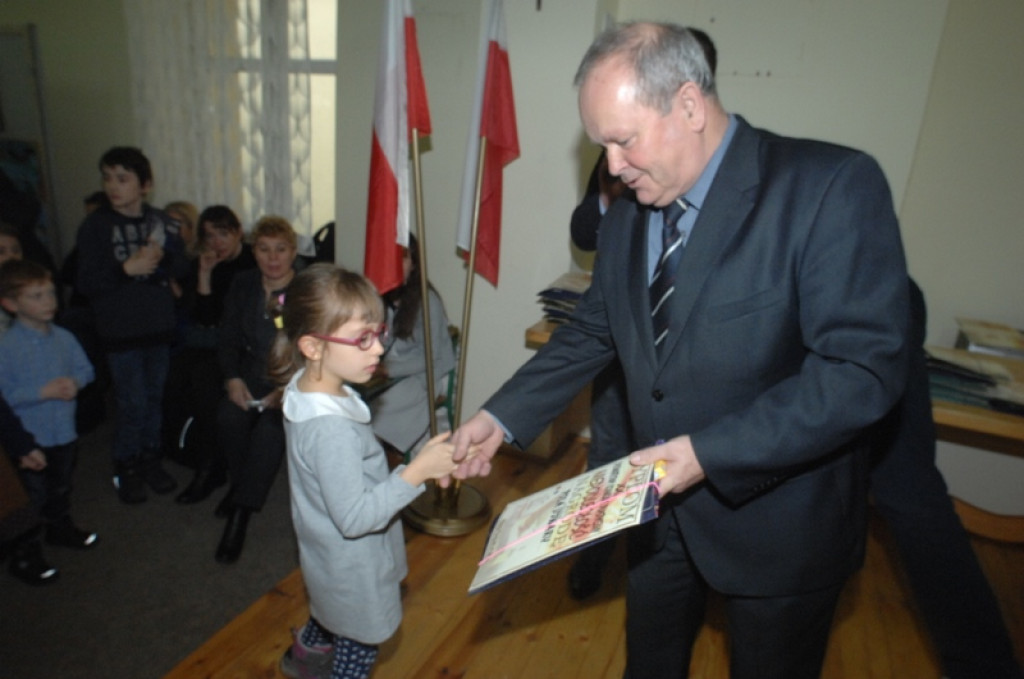 Powiatowy konkurs plastyczny „Niepodległość” rozstrzygnięty