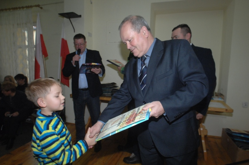 Powiatowy konkurs plastyczny „Niepodległość” rozstrzygnięty