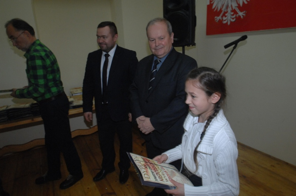 Powiatowy konkurs plastyczny „Niepodległość” rozstrzygnięty