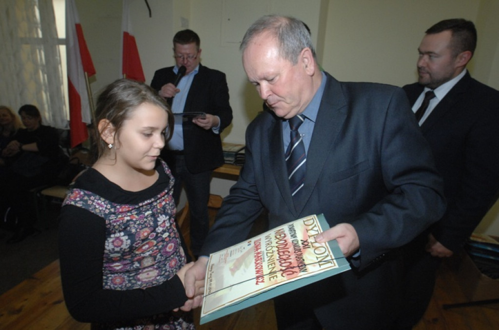 Powiatowy konkurs plastyczny „Niepodległość” rozstrzygnięty