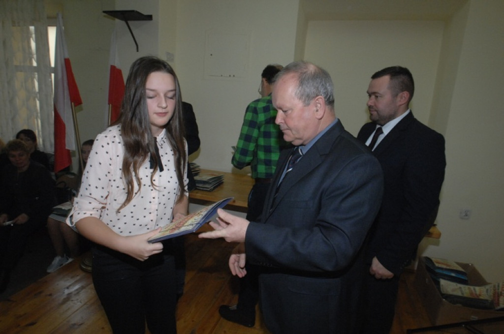 Powiatowy konkurs plastyczny „Niepodległość” rozstrzygnięty