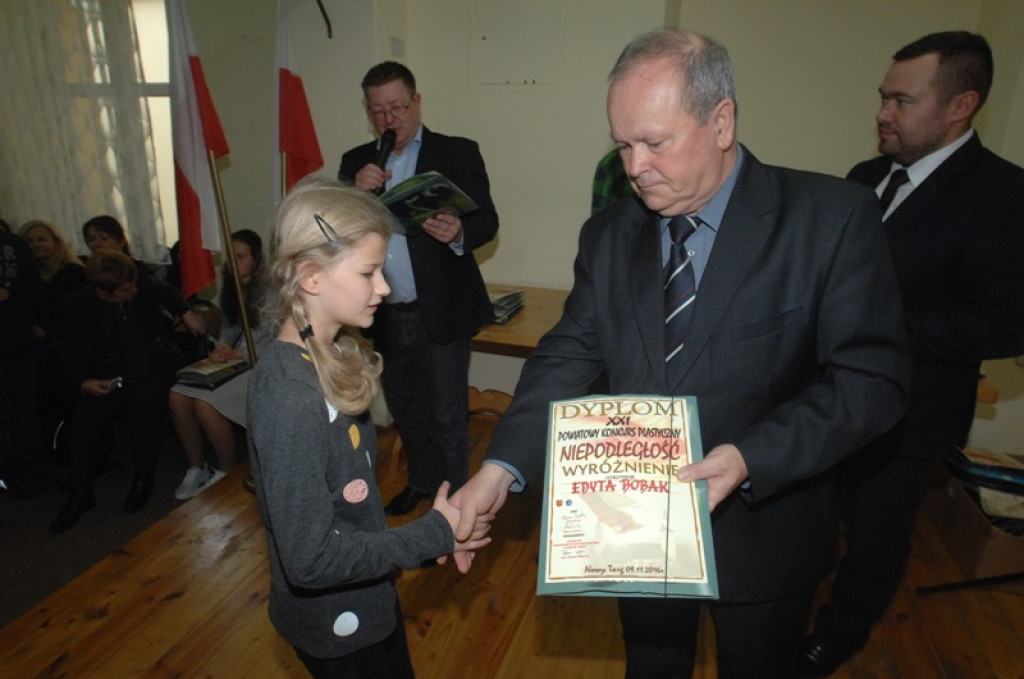 Powiatowy konkurs plastyczny „Niepodległość” rozstrzygnięty