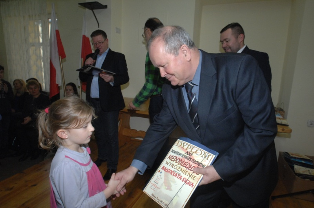 Powiatowy konkurs plastyczny „Niepodległość” rozstrzygnięty