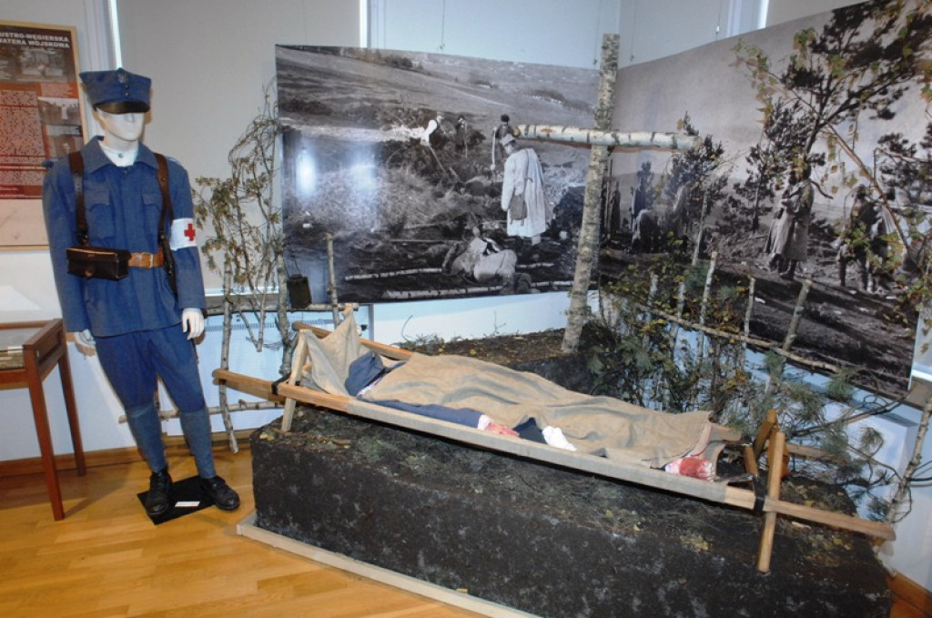 Wernisaż wystawy historycznej w nowotarskim ratuszu