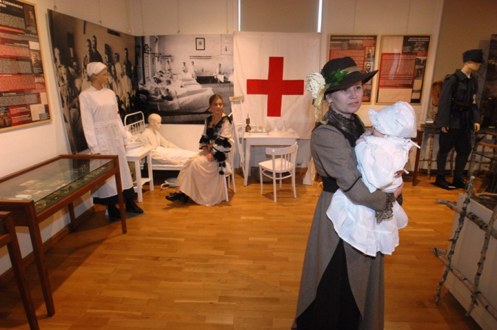 Wernisaż wystawy historycznej w nowotarskim ratuszu