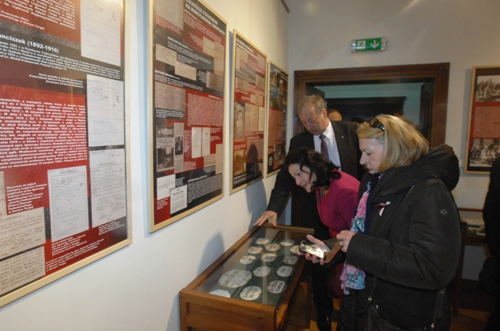 Wernisaż wystawy historycznej w nowotarskim ratuszu