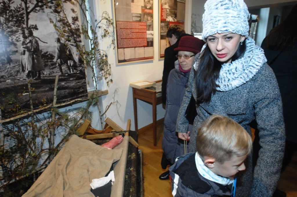 Wernisaż wystawy historycznej w nowotarskim ratuszu