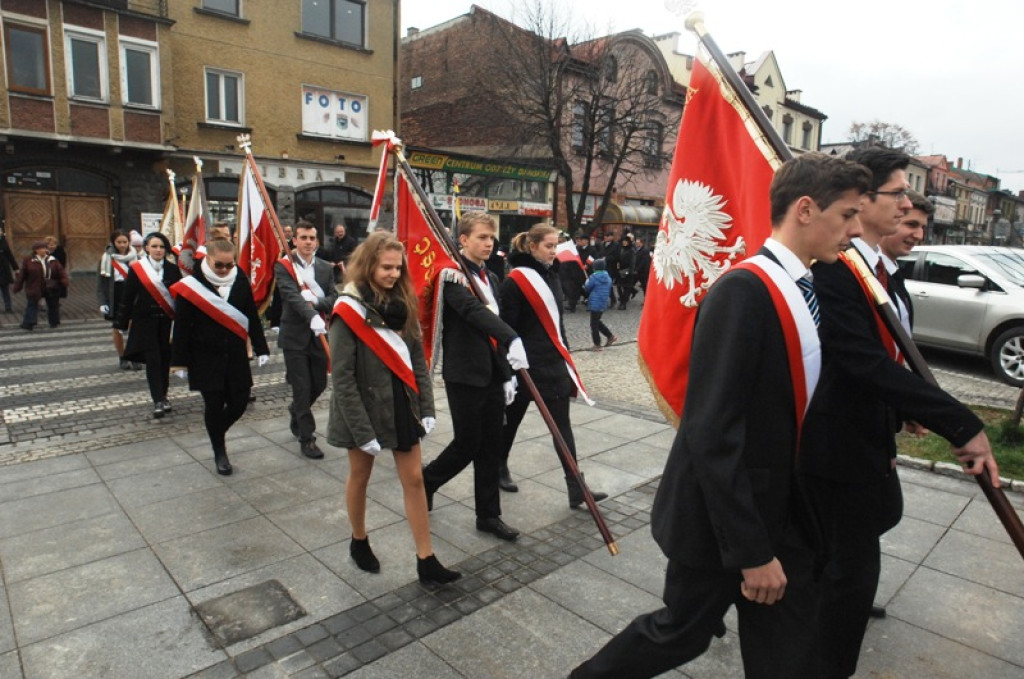Uroczystości Święta Niepodległości na nowotarskim rynku