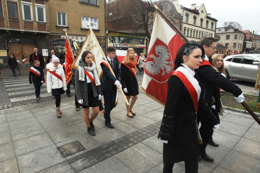 Uroczystości Święta Niepodległości na nowotarskim rynku