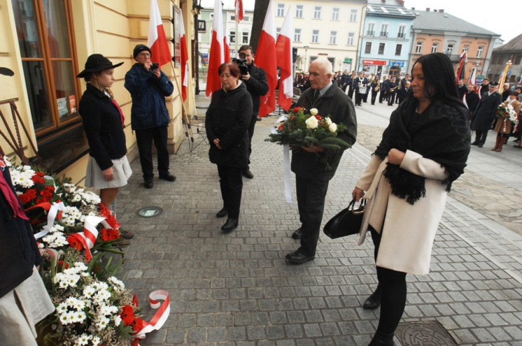Uroczystości Święta Niepodległości na nowotarskim rynku