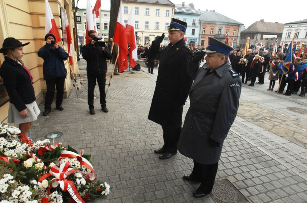 Uroczystości Święta Niepodległości na nowotarskim rynku