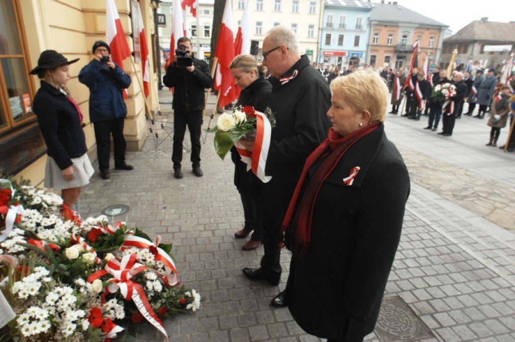 Uroczystości Święta Niepodległości na nowotarskim rynku