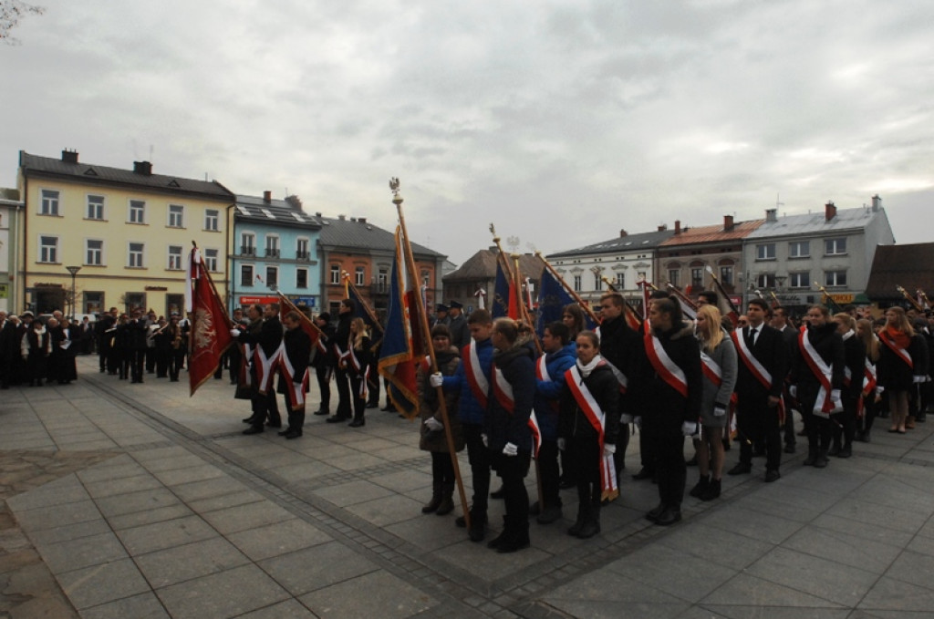 Uroczystości Święta Niepodległości na nowotarskim rynku