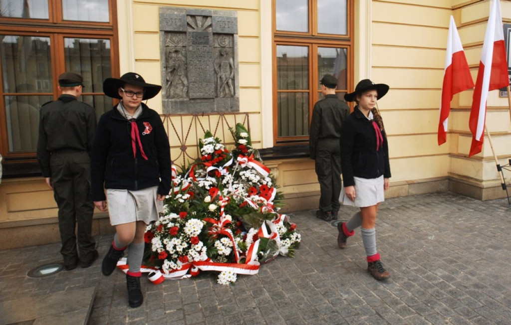Uroczystości Święta Niepodległości na nowotarskim rynku