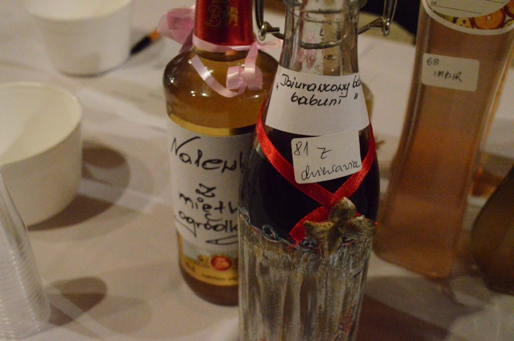 Pigwa, aronia, anyż, kwiat bzu lub truskawka