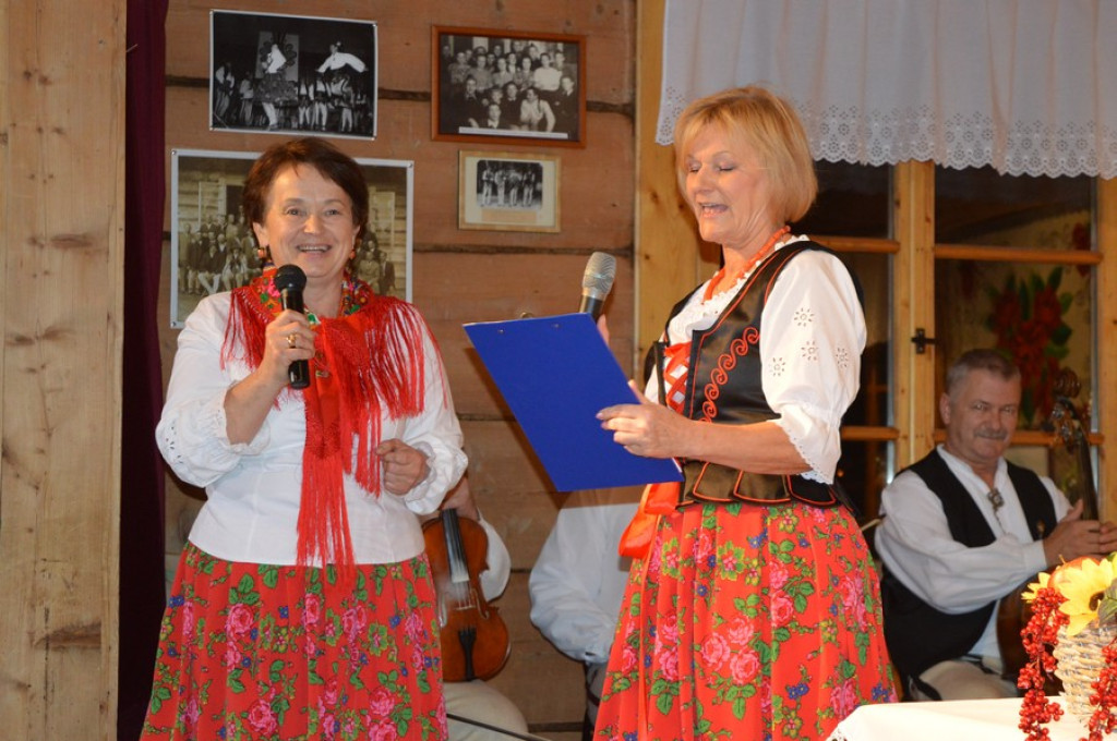 Pigwa, aronia, anyż, kwiat bzu lub truskawka