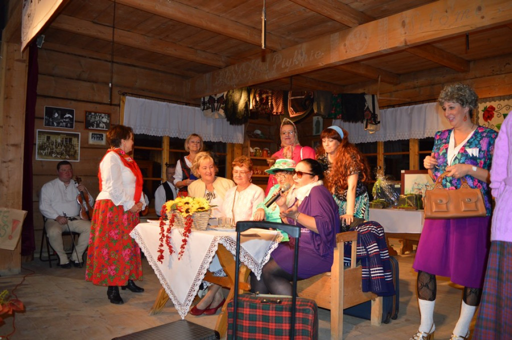 Pigwa, aronia, anyż, kwiat bzu lub truskawka