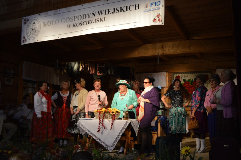Pigwa, aronia, anyż, kwiat bzu lub truskawka