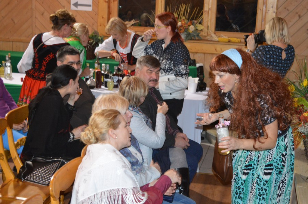 Pigwa, aronia, anyż, kwiat bzu lub truskawka