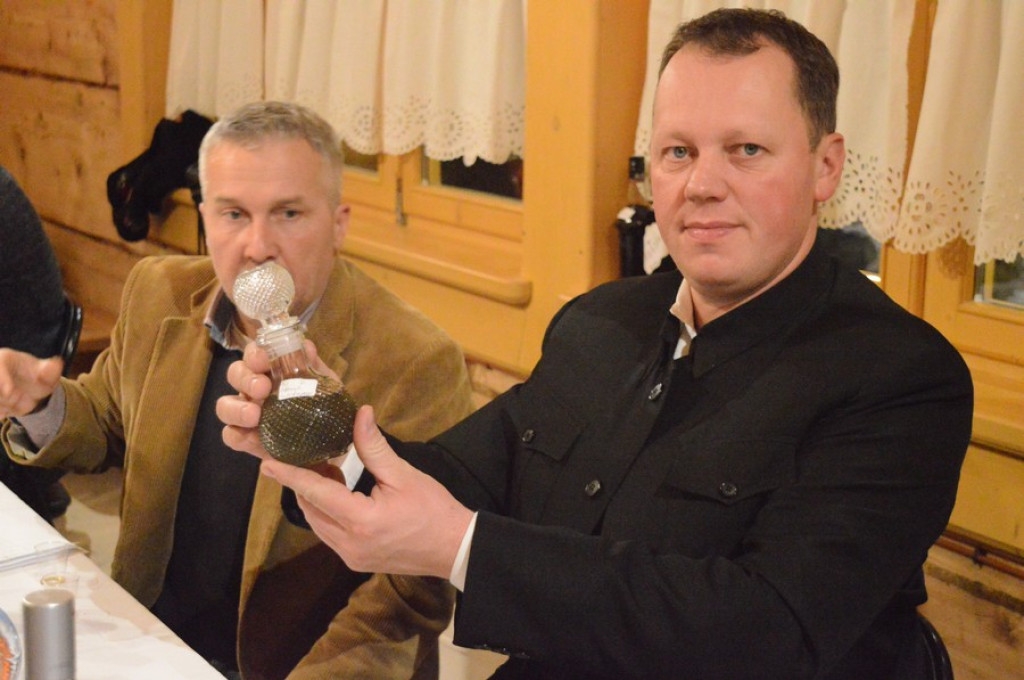 Pigwa, aronia, anyż, kwiat bzu lub truskawka