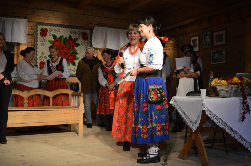 Pigwa, aronia, anyż, kwiat bzu lub truskawka