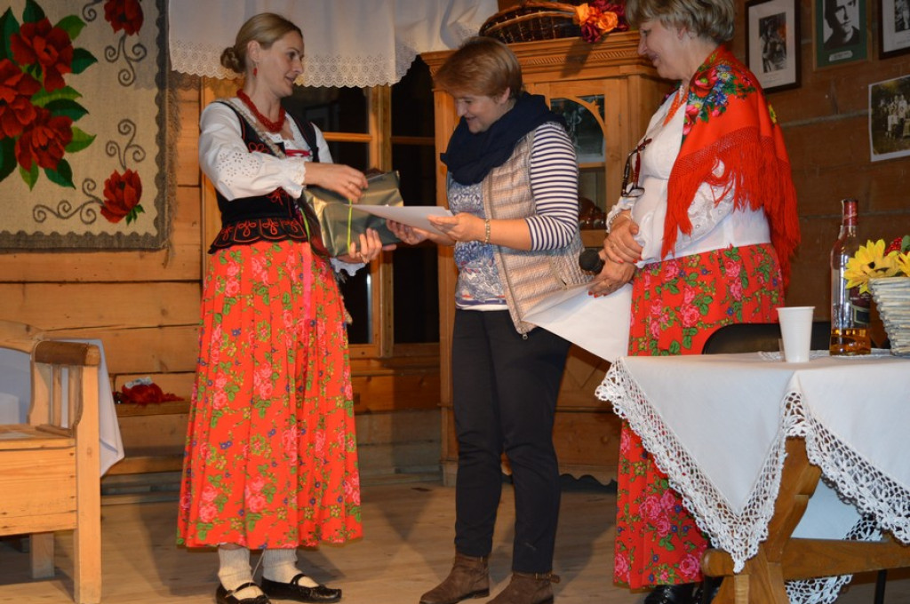 Pigwa, aronia, anyż, kwiat bzu lub truskawka