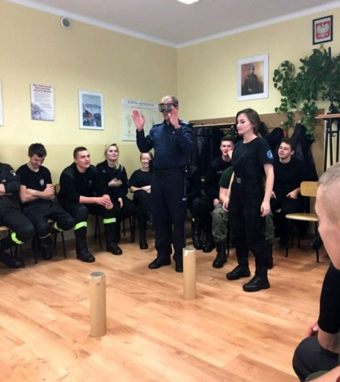 Policja i sanepid u nowotarskich kadetów